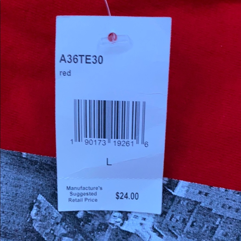 T-shirt - Picture 2 of 2